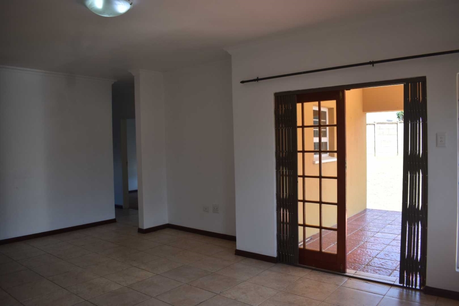 2 Bedroom Property for Sale in Beacon Bay Eastern Cape